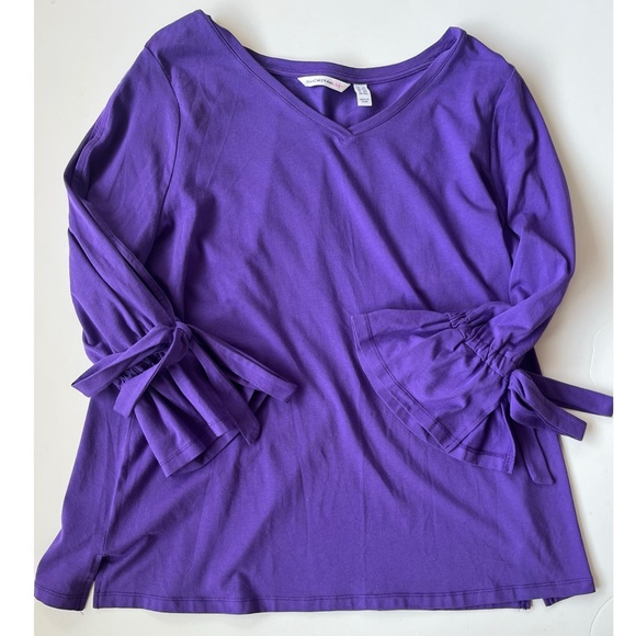 Isaac Mizrahi Live Women’s Plus Size Purple Long Sleeve V-Neck Top Size 1X - Picture 2 of 5